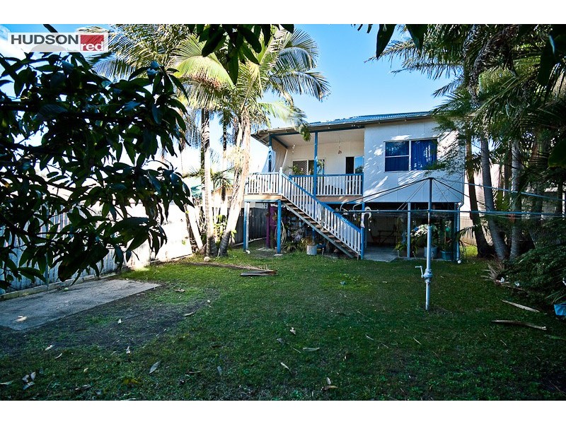12 Manley St, Redcliffe QLD 4020