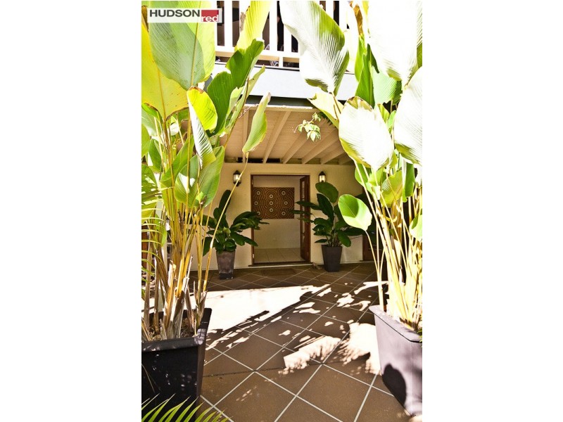 21 Thurecht Prd, Scarborough QLD 4020