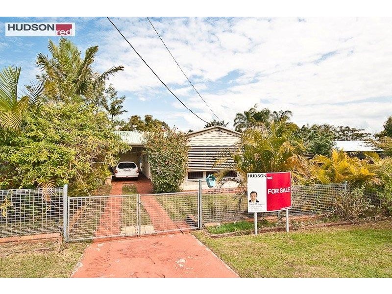 19 Davis Street, Redcliffe QLD 4020