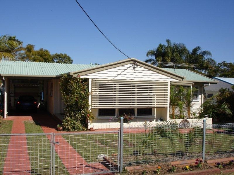 19 Davis Street, Redcliffe QLD 4020