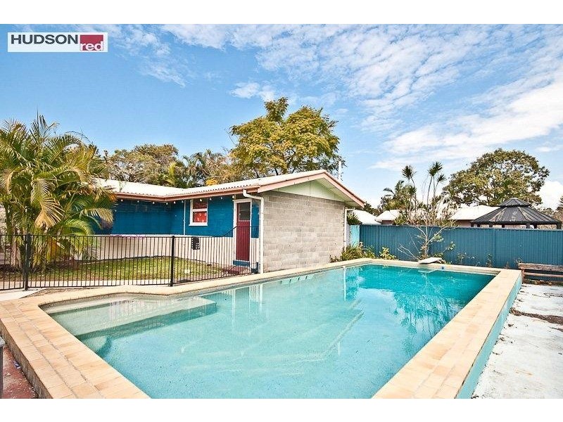 19 Davis Street, Redcliffe QLD 4020