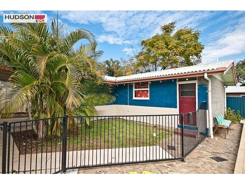 19 Davis Street, Redcliffe QLD 4020