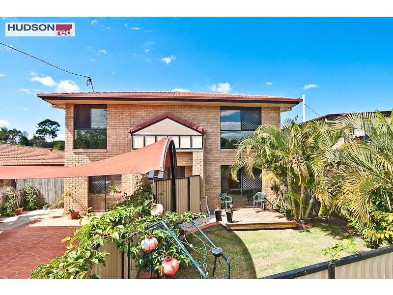 2 Wales St, Clontarf QLD 4019