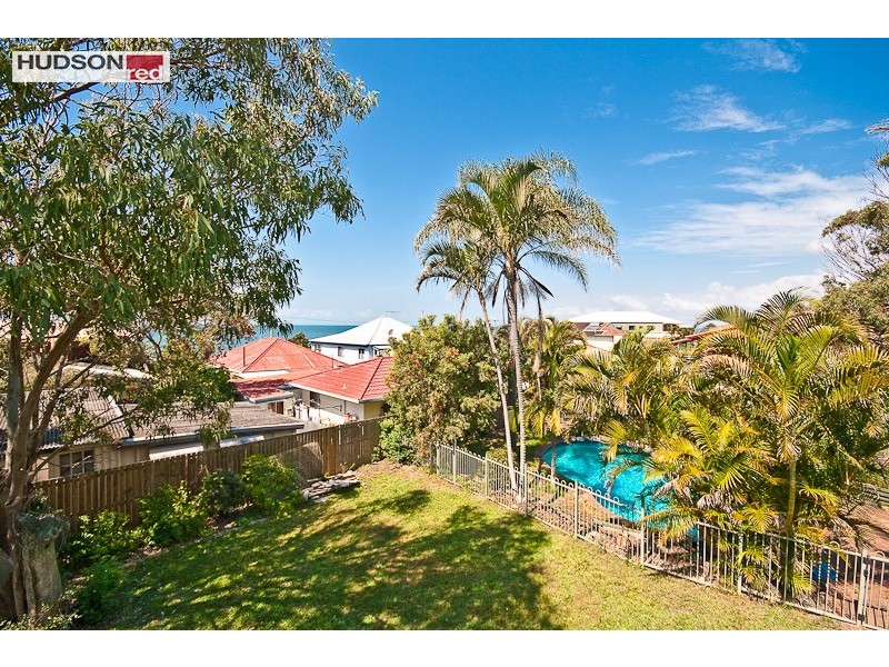 3 Ellen Street, Woody Point QLD 4019