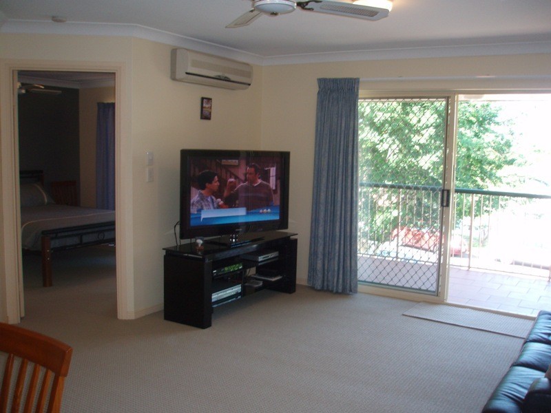 52 Hall St, Northgate QLD 4013