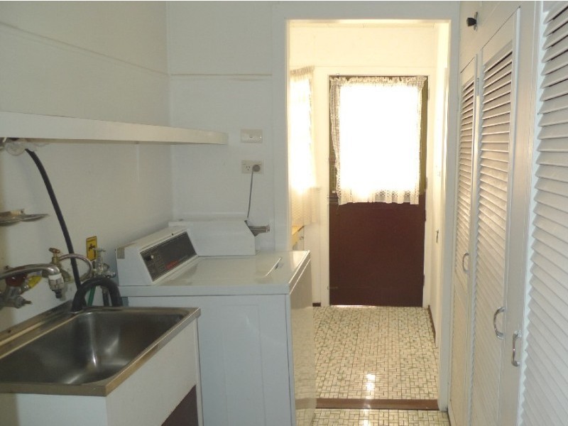 3 Dixon St, Sunnybank QLD 4109