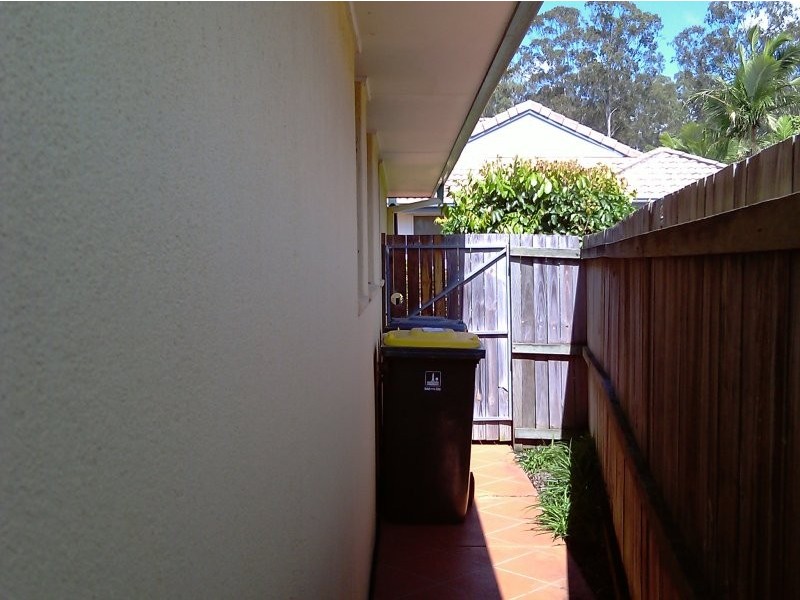 12 Angel St, Eight Mile Plains QLD 4113