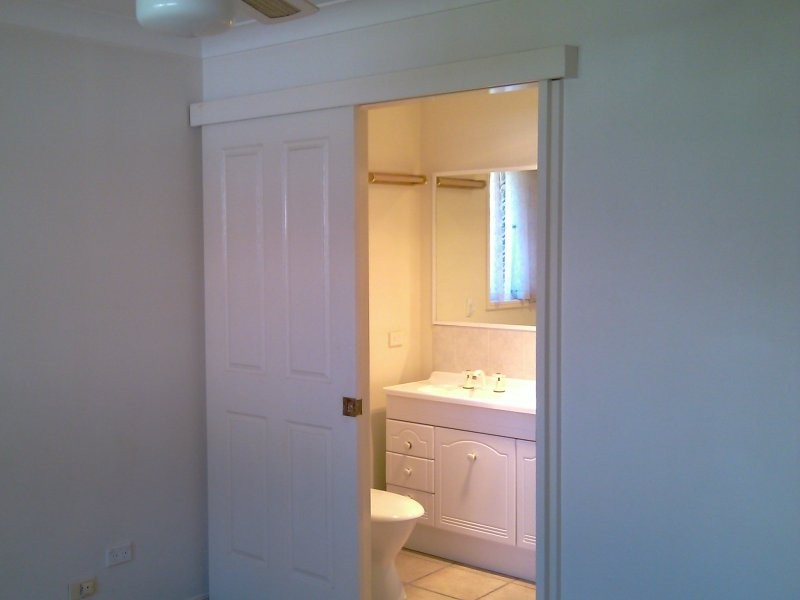 12 Angel St, Eight Mile Plains QLD 4113