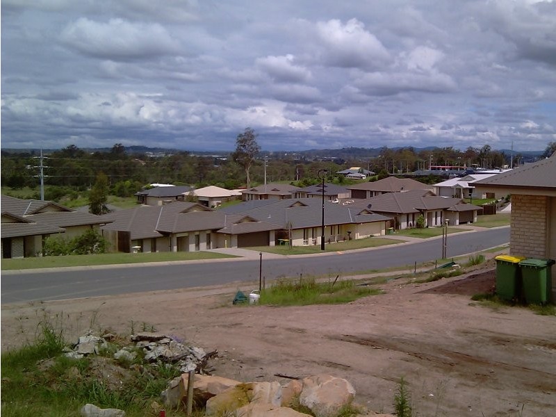 10 Lilley Terrace, Chuwar QLD 4306