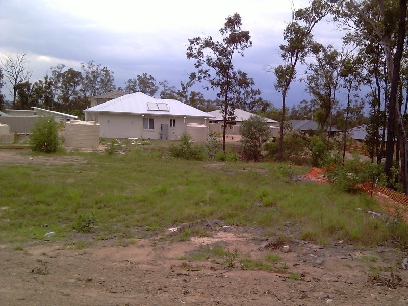 10 Lilley Terrace, Chuwar QLD 4306