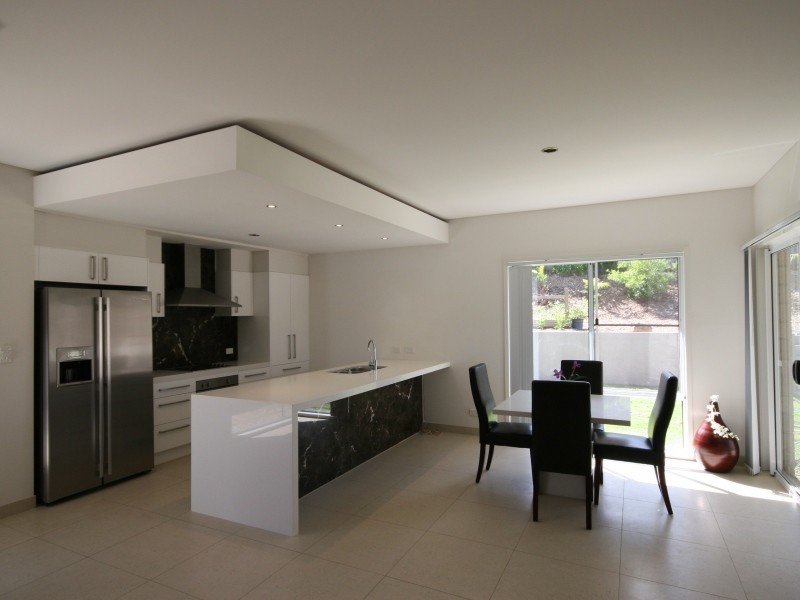 Pacific Pines QLD 4211