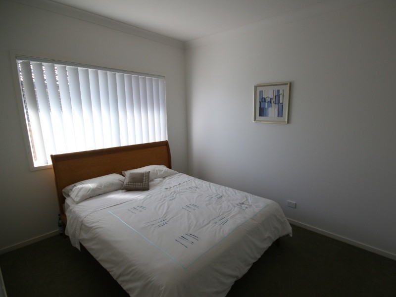 Pacific Pines QLD 4211