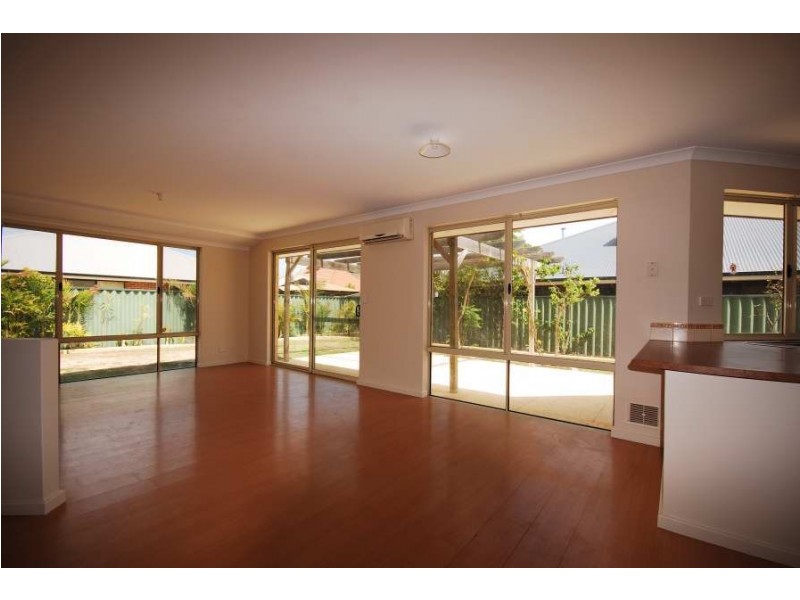 238 Adelaide Street, High Wycombe WA 6057