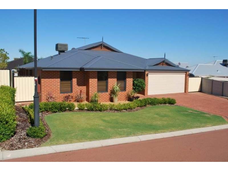 4 Treen Close, High Wycombe WA 6057