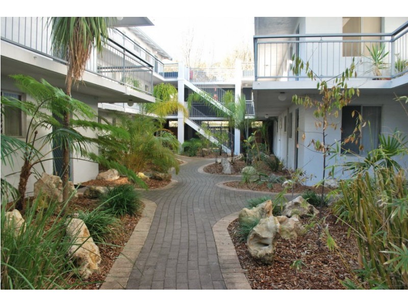 P2/125 Herdsman Parade, Wembley WA 6014