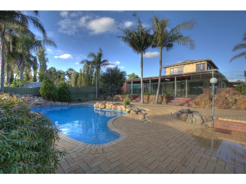1 Mileti Road, Lesmurdie WA 6076