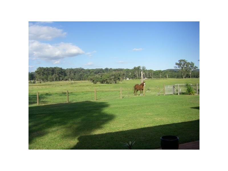 2316 Bucketts Way, Booral NSW 2425