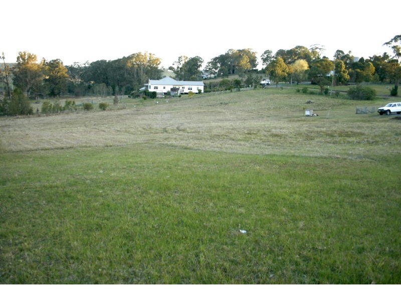 52 Memorial Ave, Stroud NSW 2425