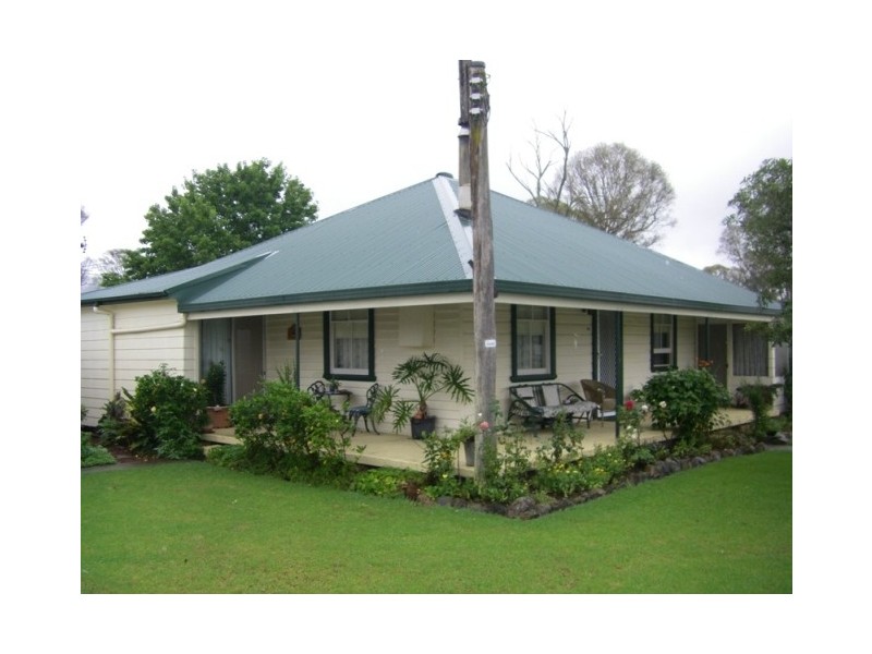 25 Cowper St, Stroud NSW 2425