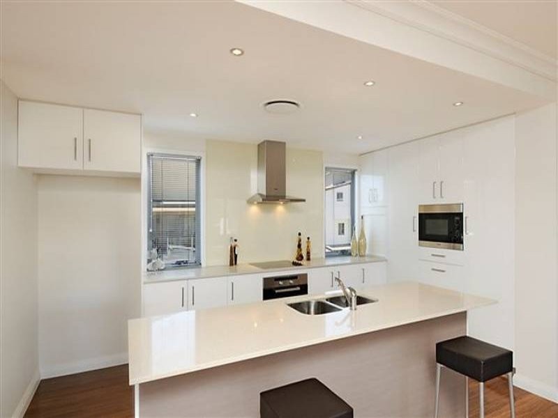 17 Great Southern Drive, Robina QLD 4226