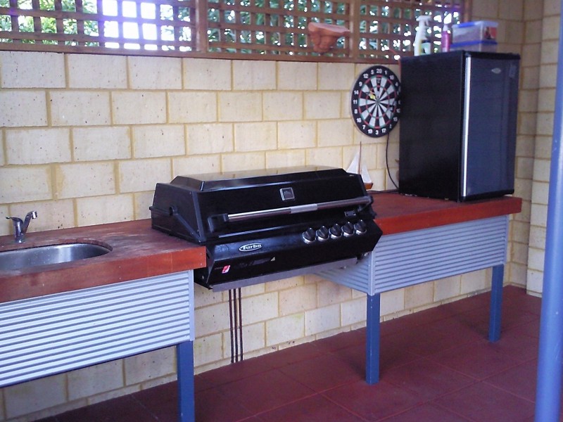 29 Muir Place, Halls Head WA 6210