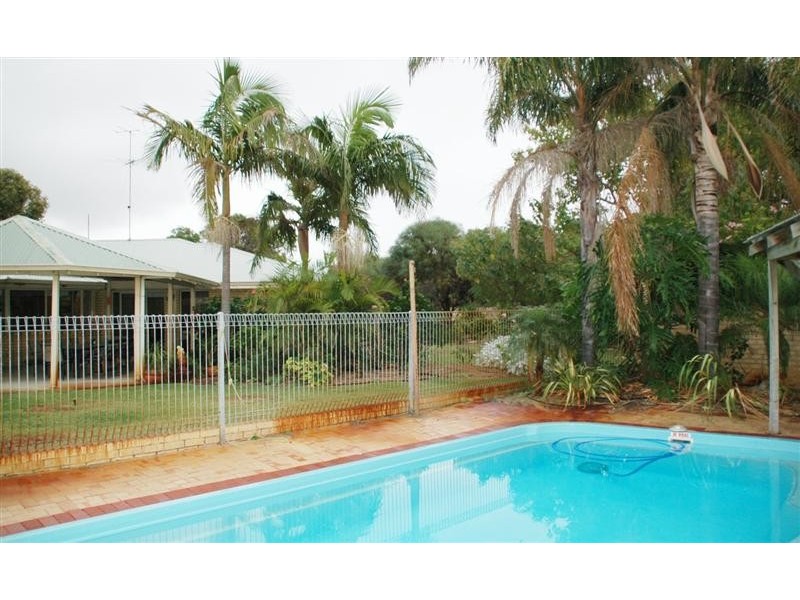 6B Hopevale Place, Erskine WA 6210