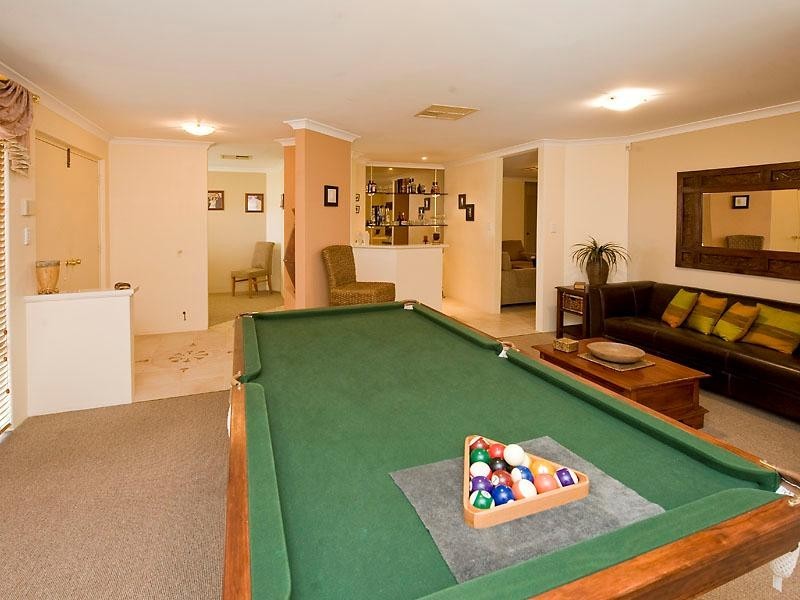 14 Suncrest Meander, Meadow Springs WA 6210