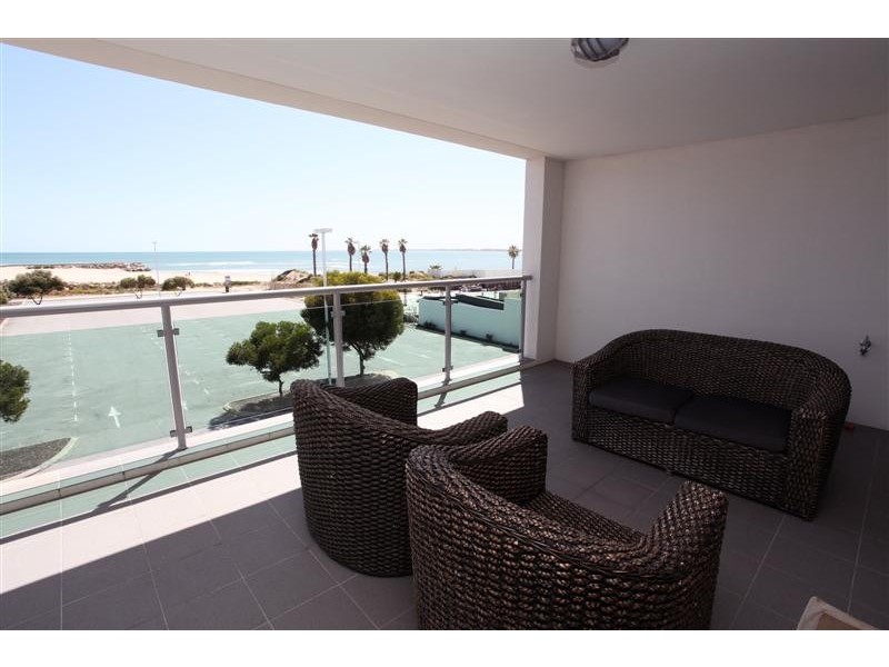 3203/16 Dolphin Drive, Mandurah WA 6210