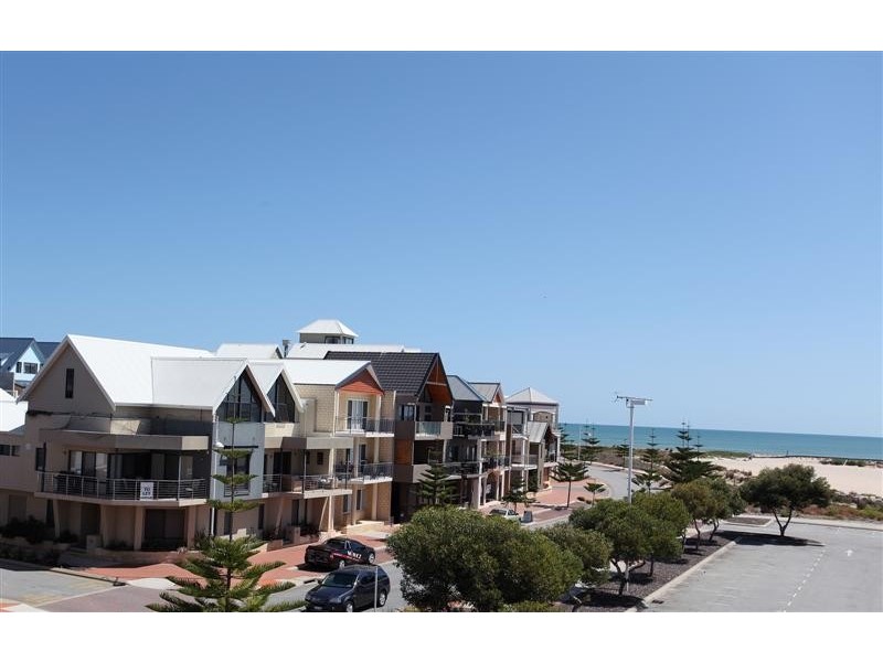 3203/16 Dolphin Drive, Mandurah WA 6210