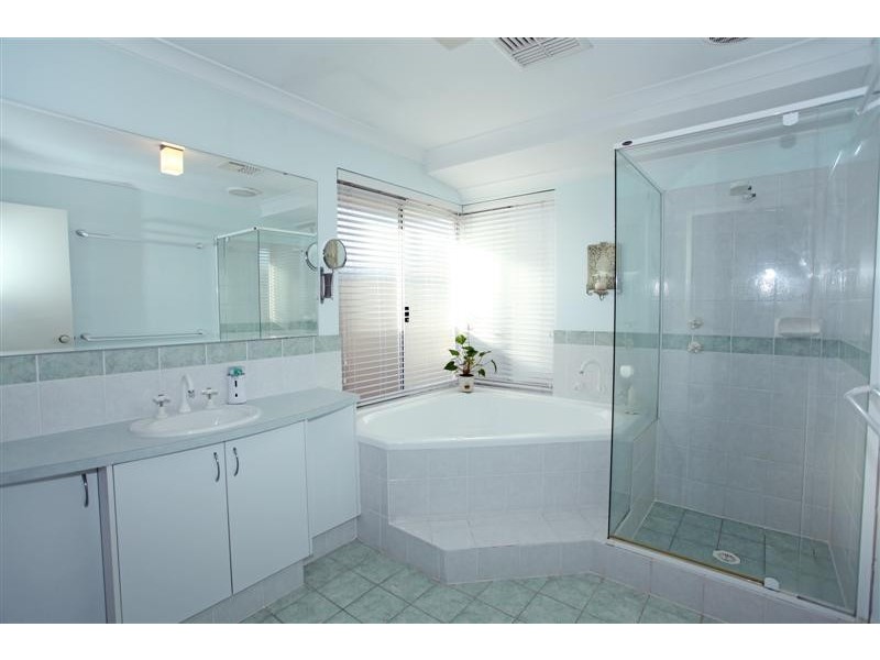 13 Angalore Road, Madora Bay WA 6210