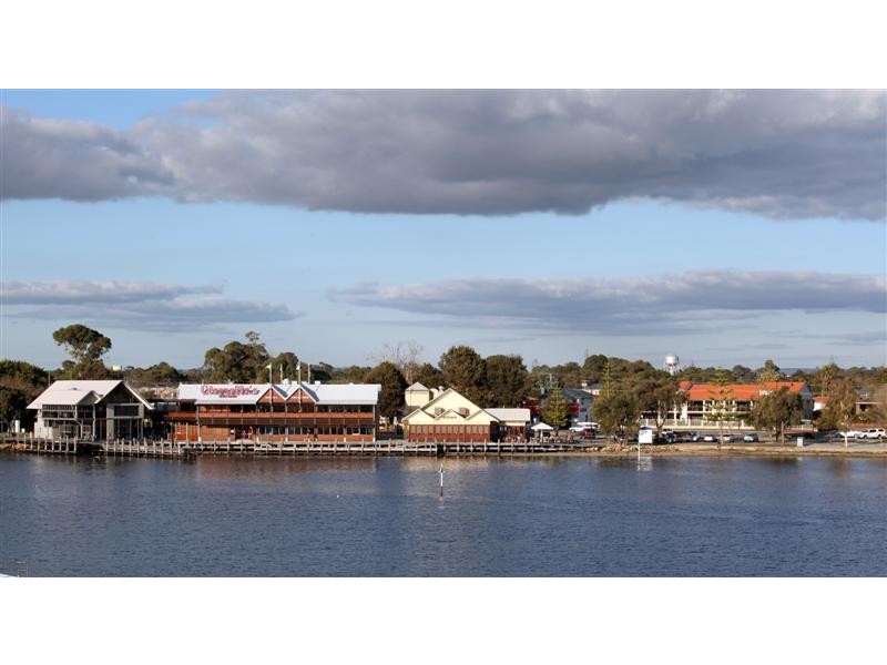 3 Marco Polo Drive, Mandurah WA 6210
