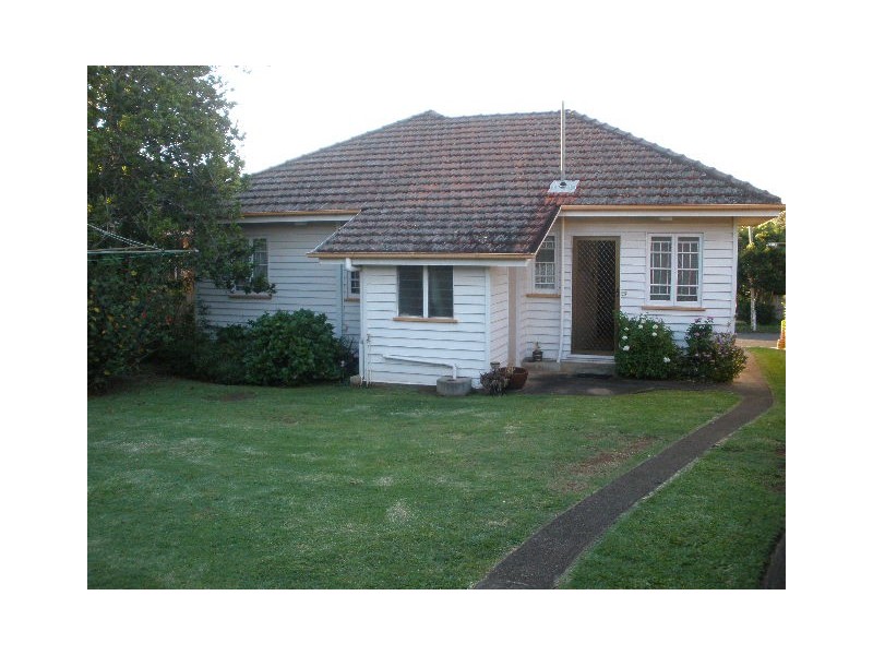 24 Galsworthy Street, Holland Park West QLD 4121