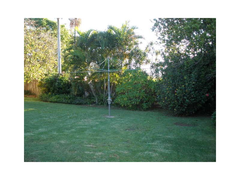 24 Galsworthy Street, Holland Park West QLD 4121