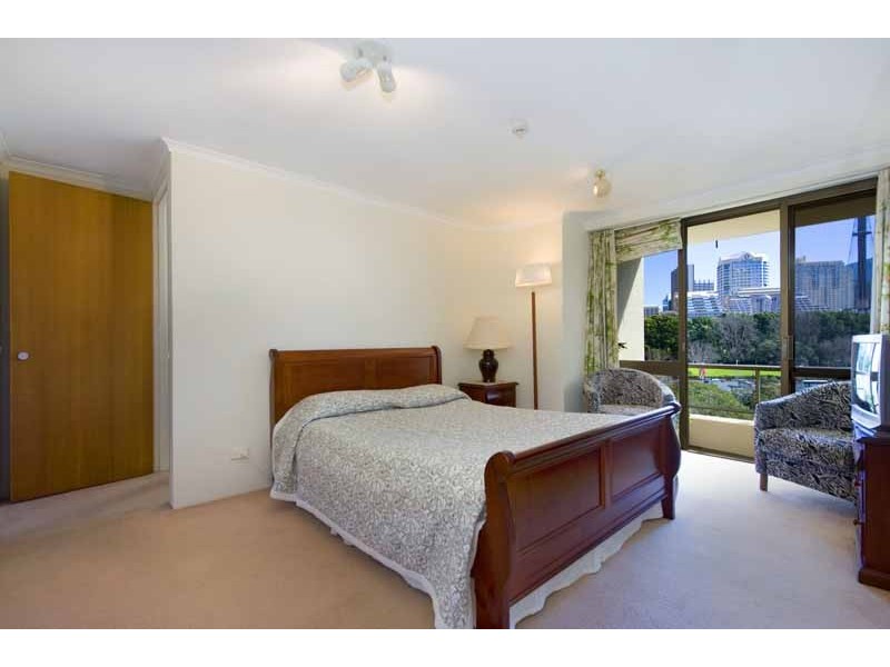 1008/1 Boomerang Place, Woolloomooloo NSW 2011