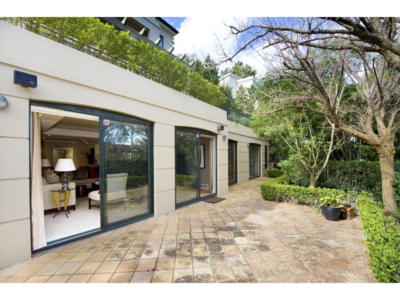 2/6 Carlotta Road, Double Bay NSW 2028