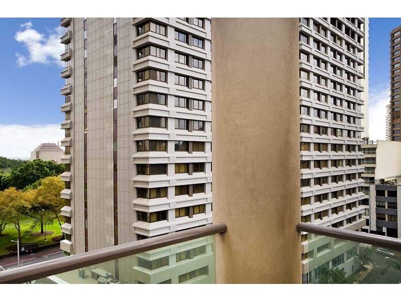 1705/148 Elizabeth Street, Sydney NSW 2000