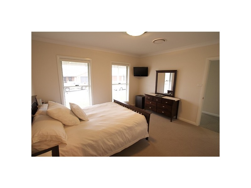 26 Munro Street, Windradyne NSW 2795