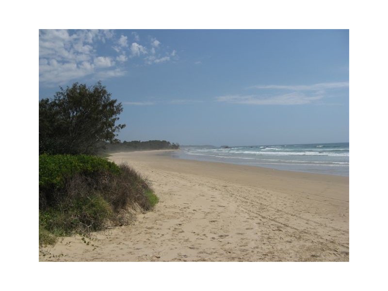 1/110 Sandy Beach Drive, Sandy Beach NSW 2456