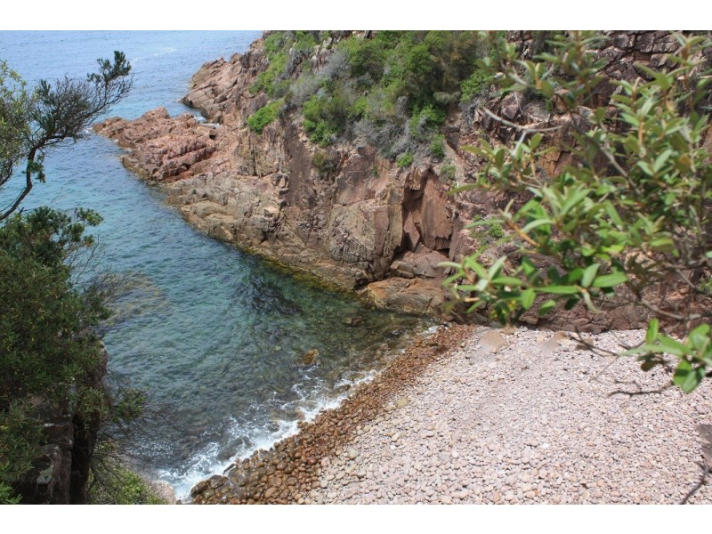 51 Squire Street, Fingal Bay NSW 2315