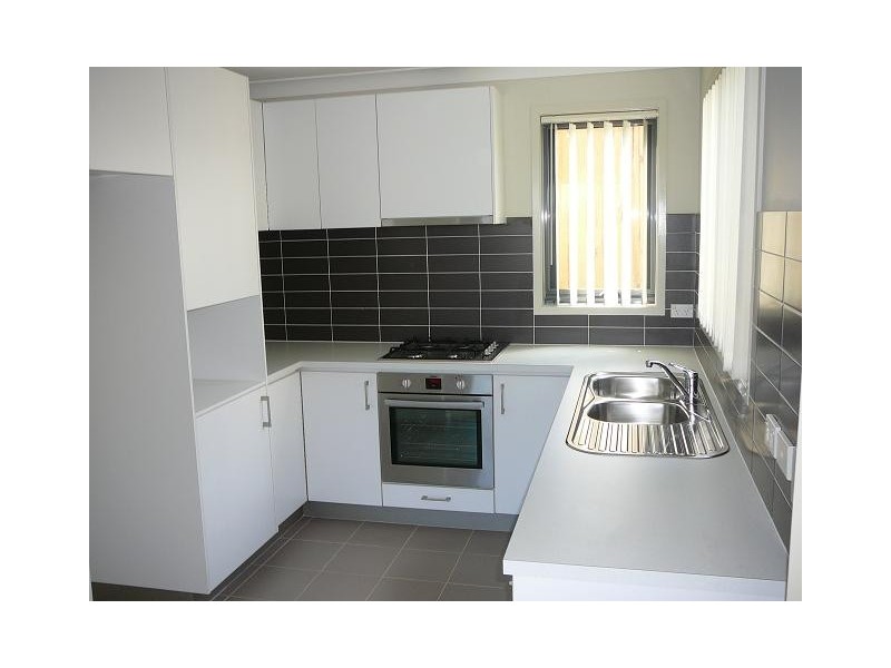 118 Minorca Circuit, Spring Farm NSW 2570