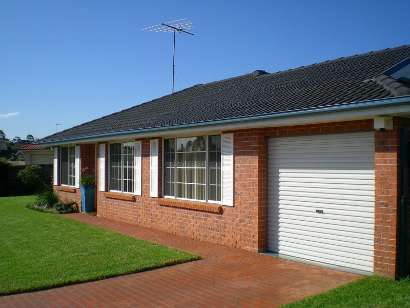 10B Crommelin Crescent, St Helens Park NSW 2560