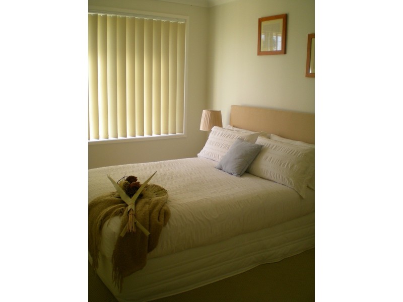 10B Crommelin Crescent, St Helens Park NSW 2560