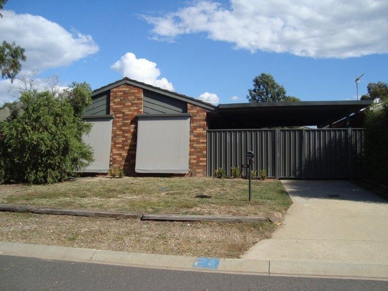 24 Perrin Circuit, Banks ACT 2906