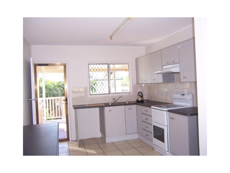 23 Hargreaves Street, Wulguru QLD 4811