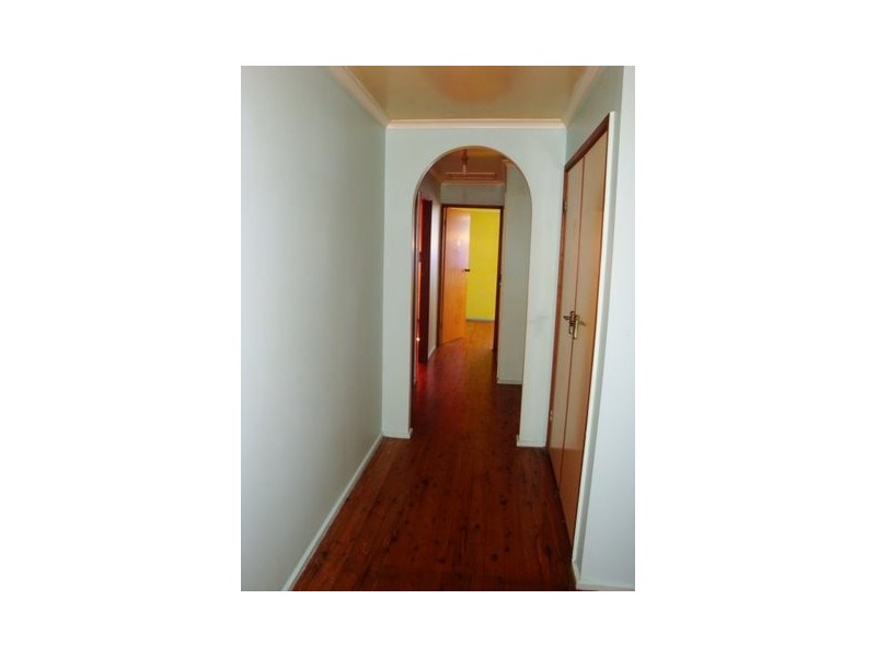 4 Bianca Place, Rosemeadow NSW 2560