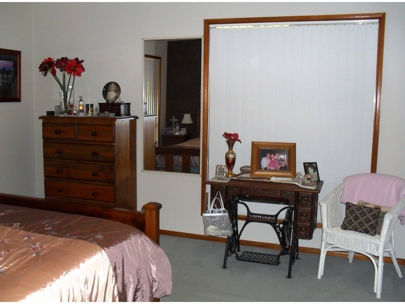 13 Scobie Street South, Avenel VIC 3664