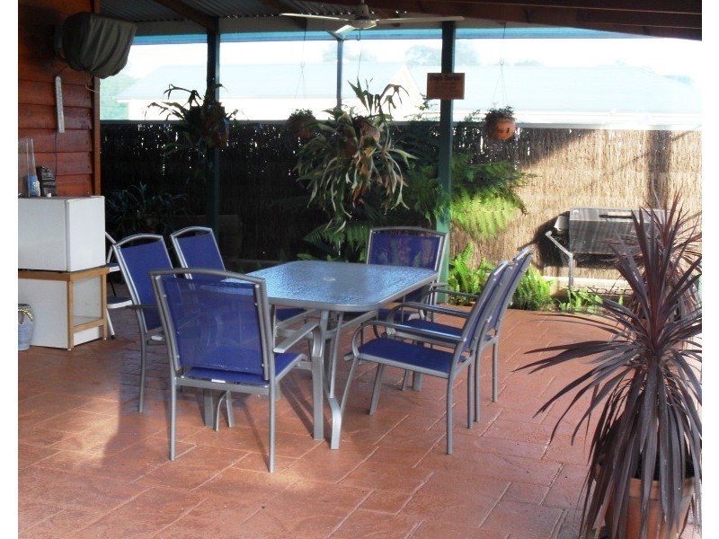 13 Scobie Street South, Avenel VIC 3664