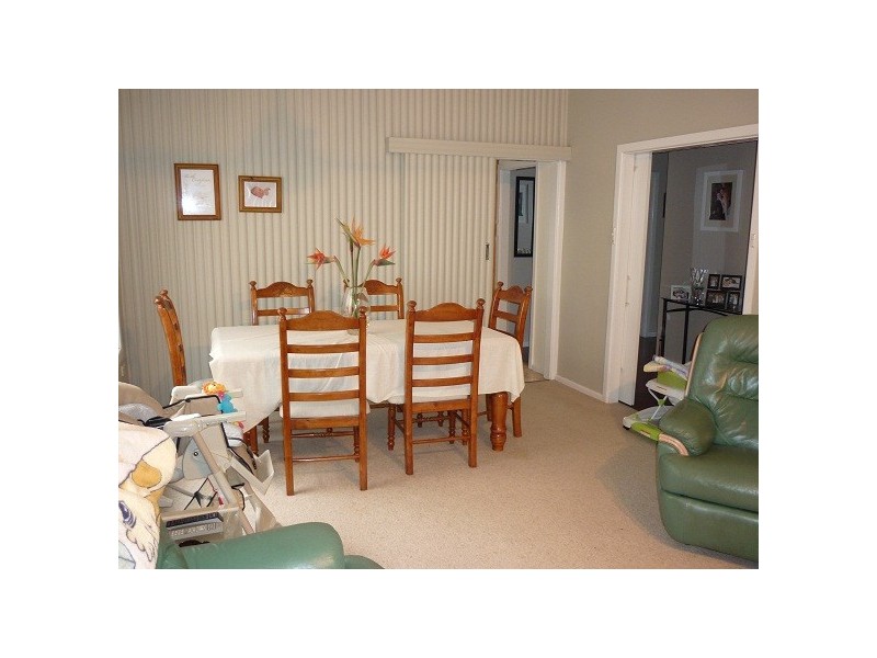 80 Dumfries Avenue, Mount Ousley NSW 2519