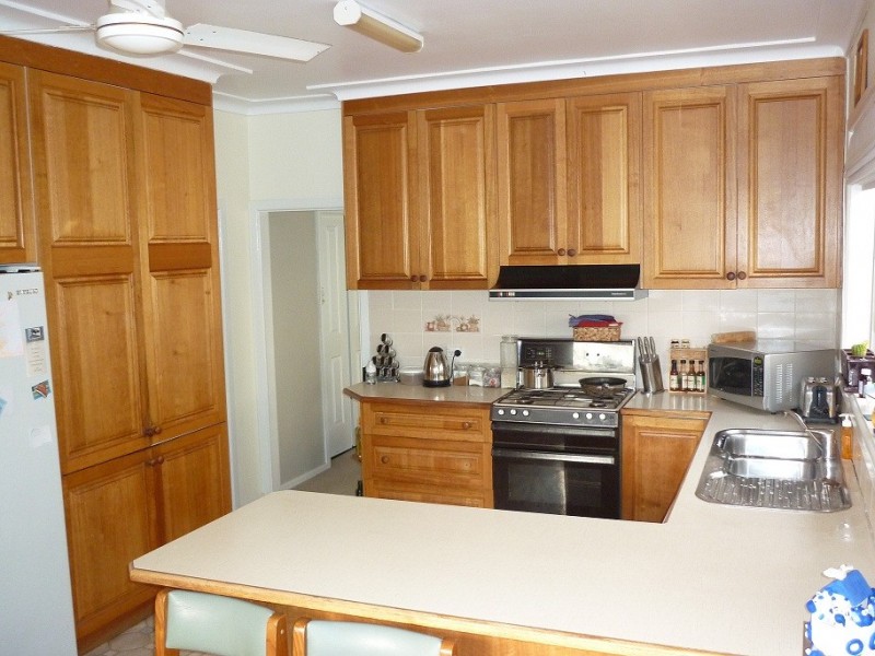 80 Dumfries Avenue, Mount Ousley NSW 2519