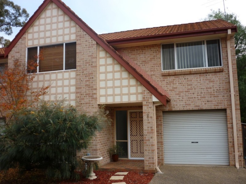 2/328 Seven Hills Road, Kings Langley NSW 2147
